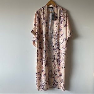 BCBGMAXAZRIA Blush Kimono